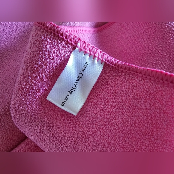 Clever Yoga - Yoga Mat and Hand Towel  Color Bright Pink - Picture 6 of 14